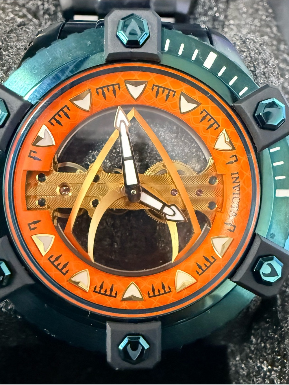 RARE Invicta Aquaman Skeleton Automatic 26845 Teal Orange LE 338/1000